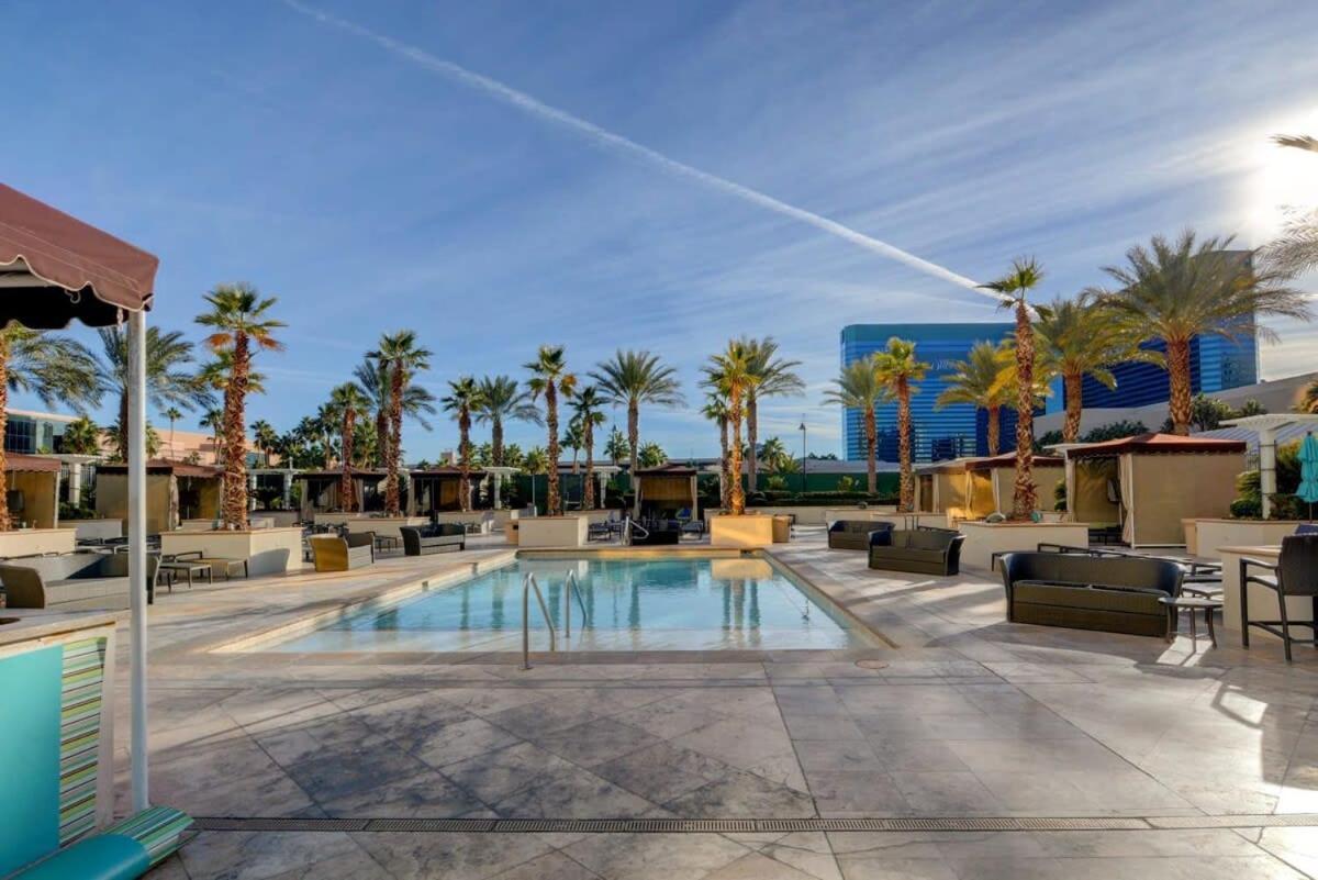 Mgm Signature-18-703 Strip View Jacuzzi Studio Las Vegas Exterior photo